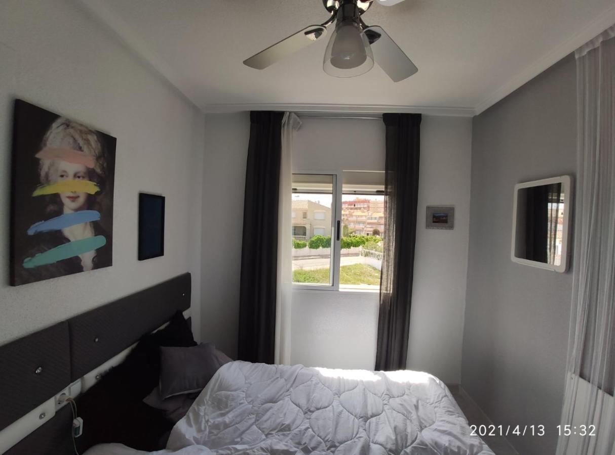 Apartamento Torre Zeus - La Mata Torrevieja Luaran gambar