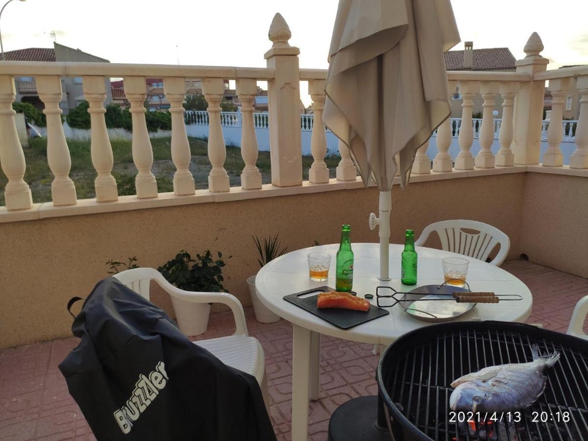 Apartamento Torre Zeus - La Mata Torrevieja Luaran gambar